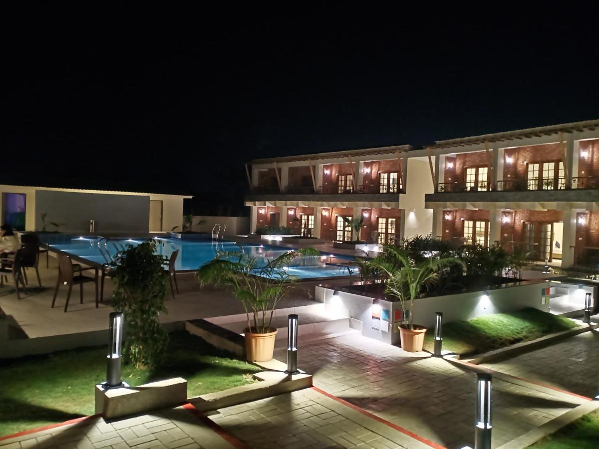 The Creek Boutique Resort & Spa 볼푸르 외부 사진