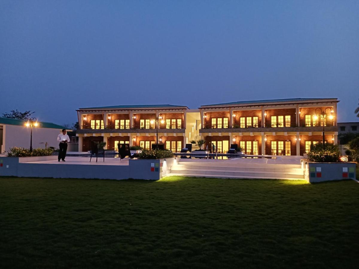 The Creek Boutique Resort & Spa 볼푸르 외부 사진